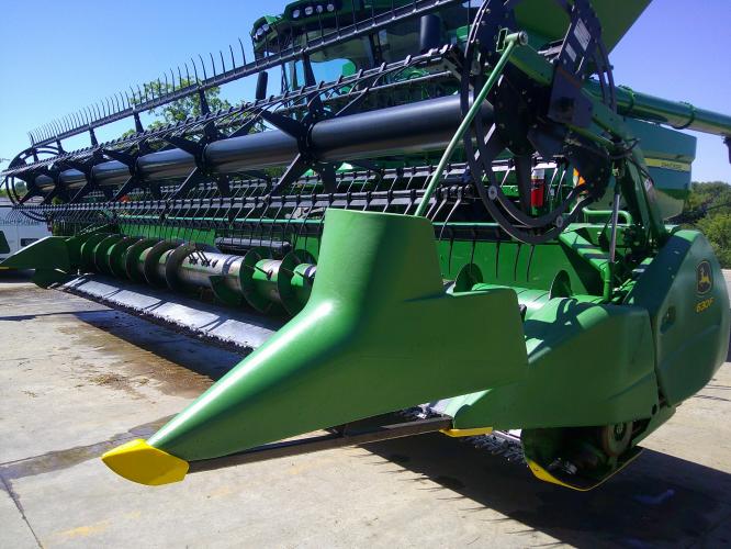 John Deere 630F