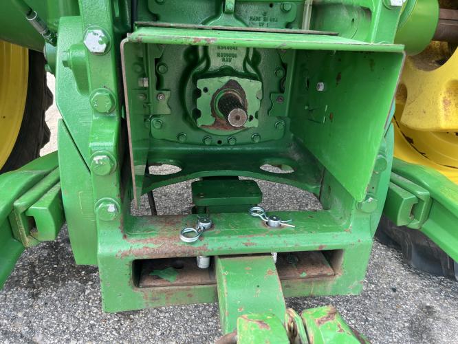 John Deere 8320R