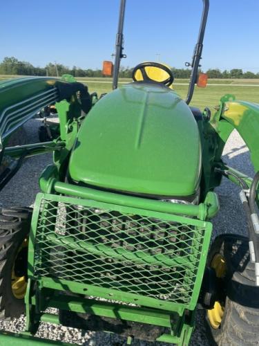 John Deere 3720