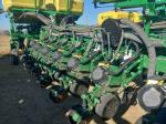 John Deere 1775NT