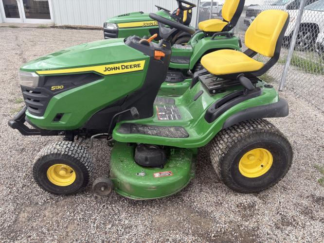 John Deere S130
