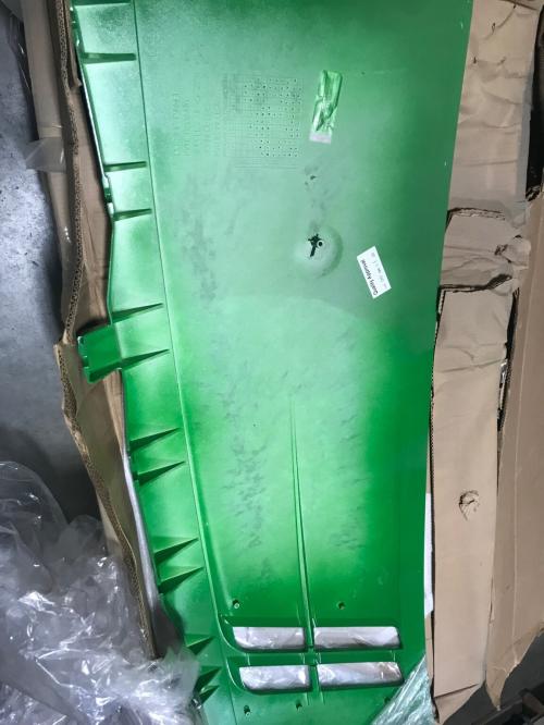 John Deere new R228336 RH side panel