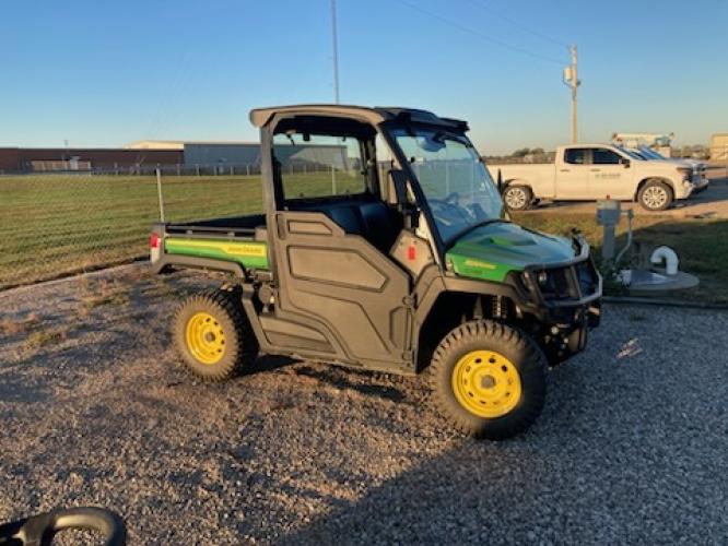 John Deere XUV835M