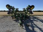 John Deere 2720