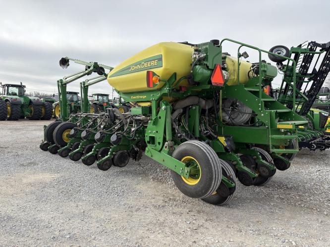 John Deere 1775NT