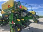 John Deere 1775NT