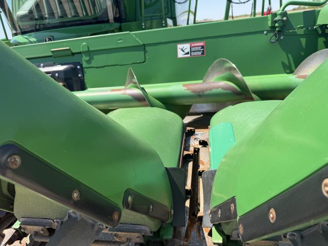John Deere 608C