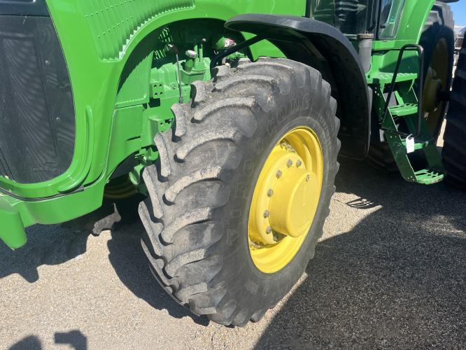 John Deere 8420