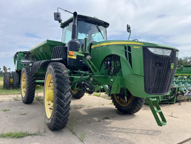 John Deere 4940