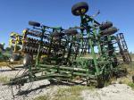 John Deere 2210