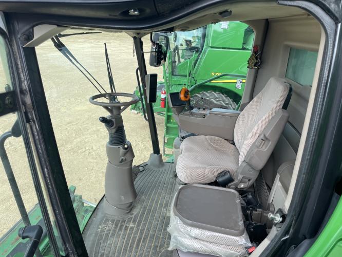 John Deere S680