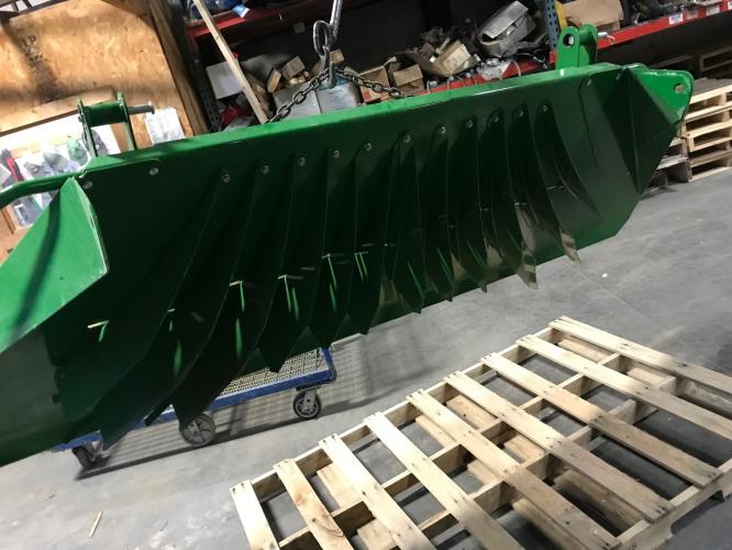 John Deere BXE10176 NEW TAKE OFF CHOPPER TAILBOARD ATTACHMENT