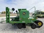 John Deere 1590