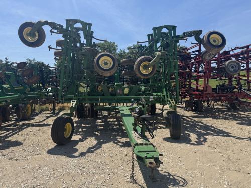 2007 John Deere 2210