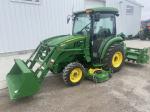 John Deere 3046R