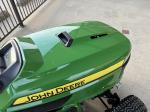 John Deere X738