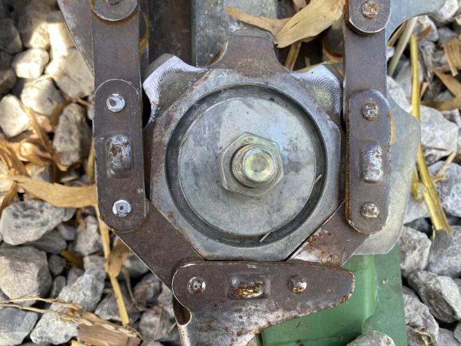 John Deere 608C