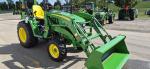 John Deere 3033R