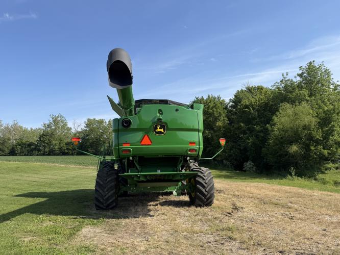 John Deere S770