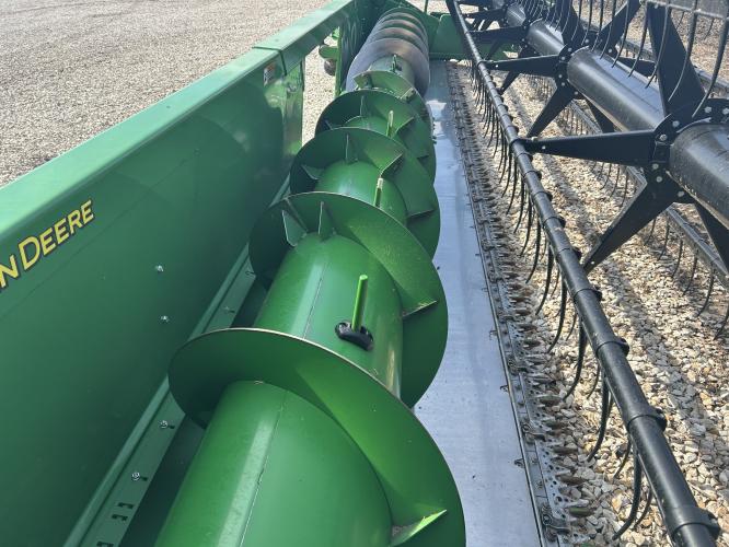 John Deere 625F
