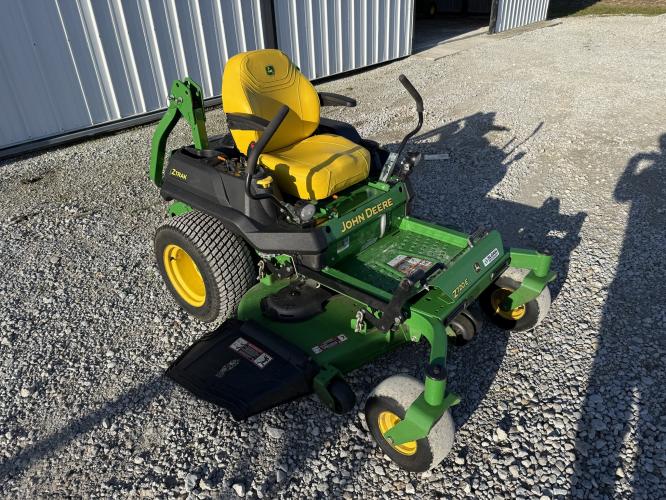 John Deere Z720E