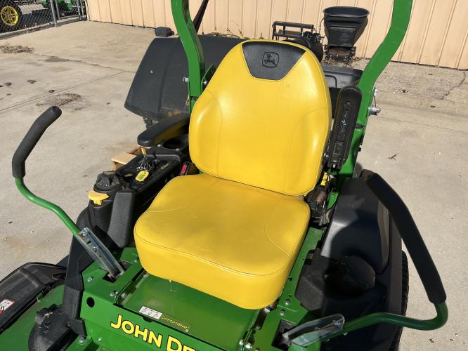 John Deere Z735M