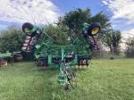 John Deere 2720