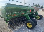 John Deere 1590