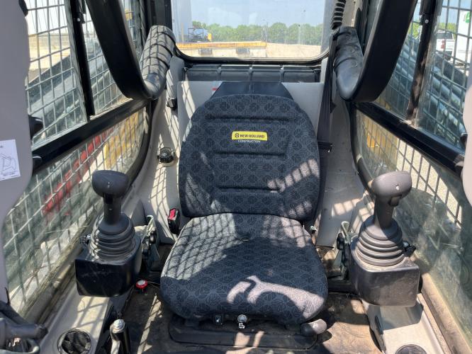 New Holland C327