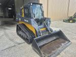 John Deere 325G