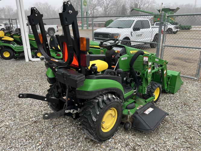 John Deere 1025R