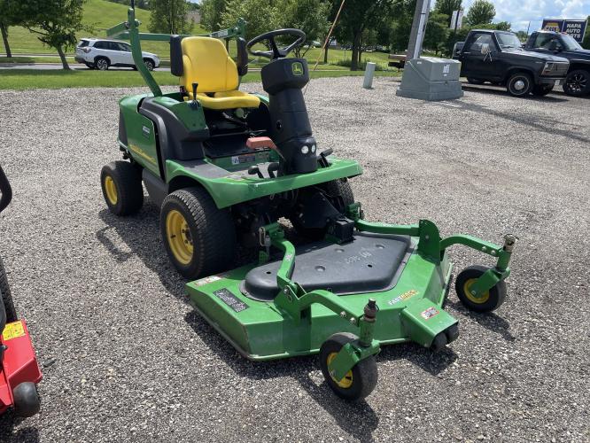 John Deere 1435