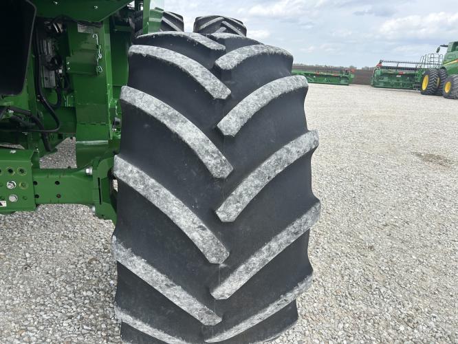 John Deere S780
