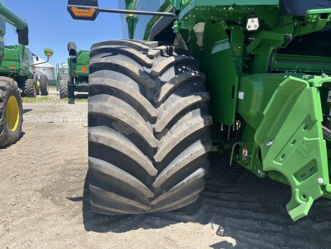 John Deere S7 900