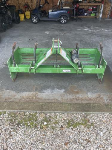 John Deere 3720