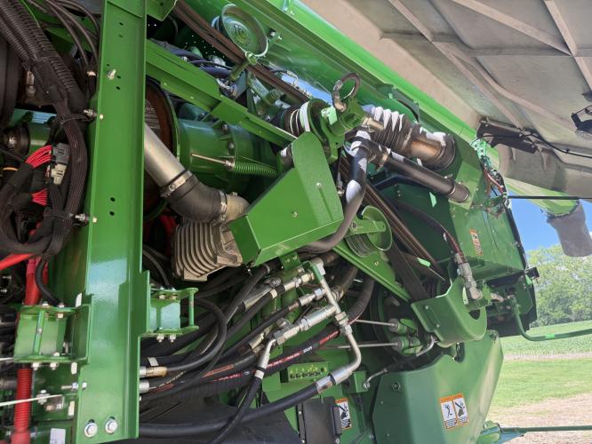 John Deere S790