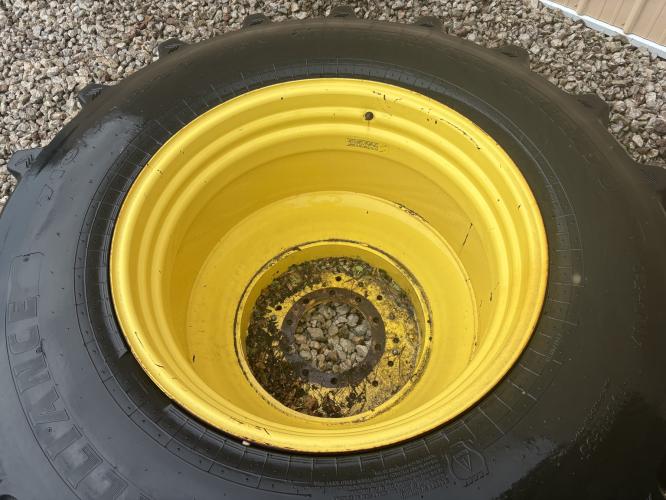 Alliance 710/70R38