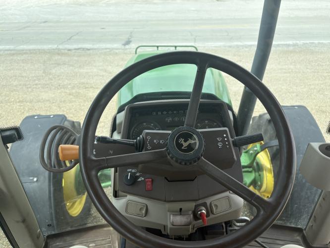John Deere 6420