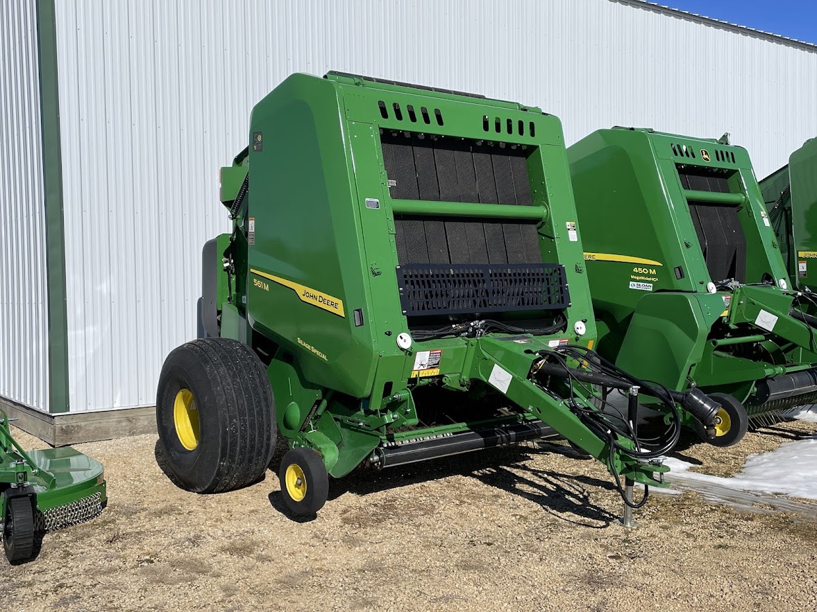 2025 John Deere 561M