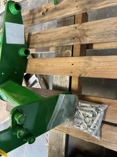 John Deere NEW BLV10704 MOUNTING FRAMES