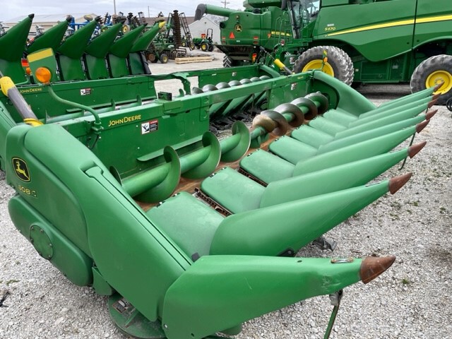 2013 John Deere 608C