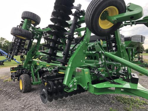 2025 John Deere 2660VT