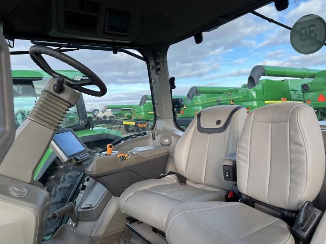 John Deere 8R 370