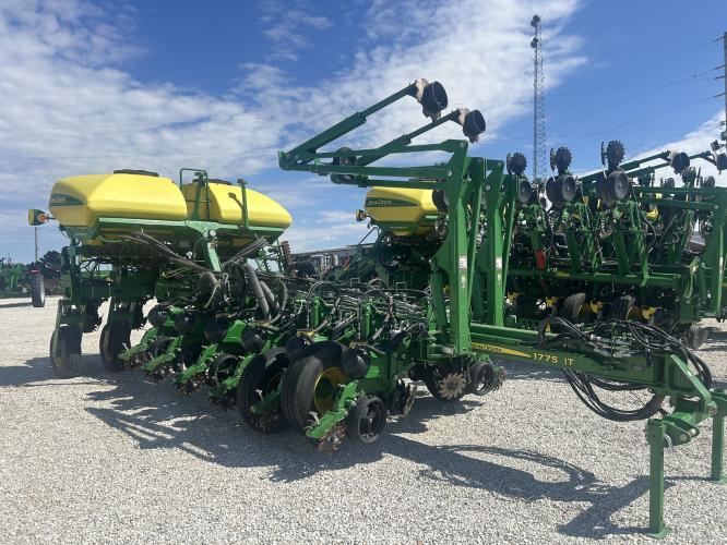 John Deere 1775NT
