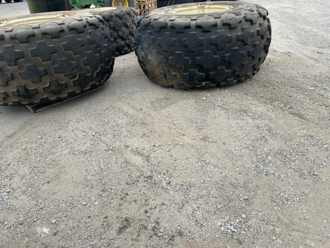 Firestone FS 35.5L-32 diamond Tires & wheels