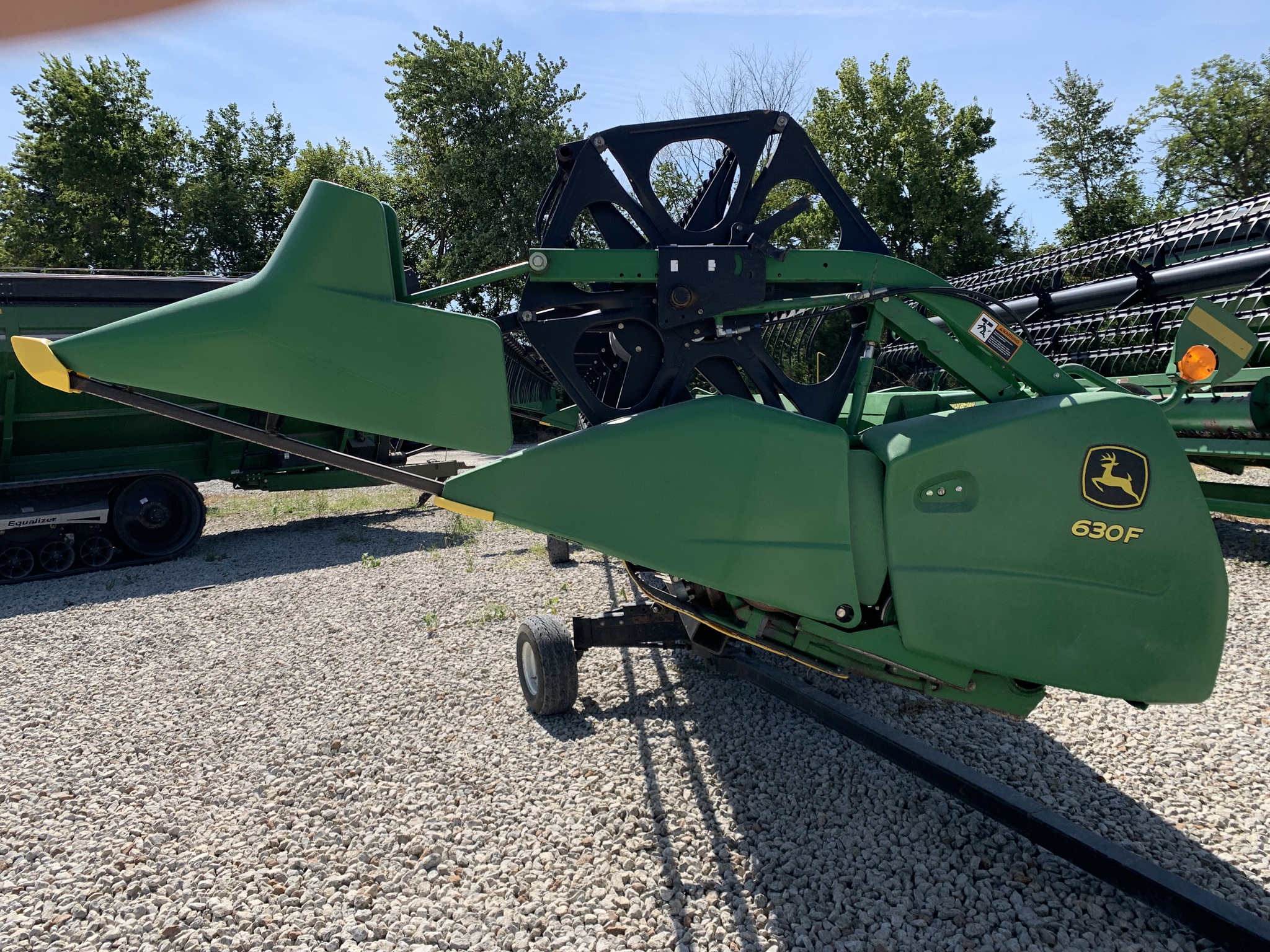 2009 John Deere 630F