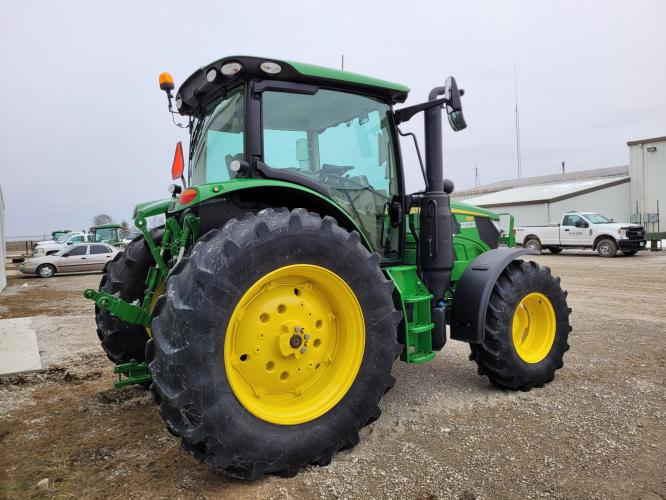John Deere 6R 130