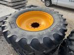 Bkt 520/85R46 Floater Tires