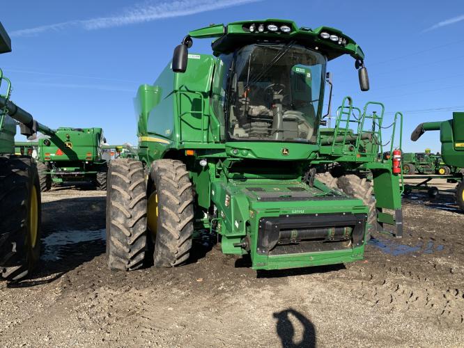John Deere S780
