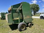 John Deere 566